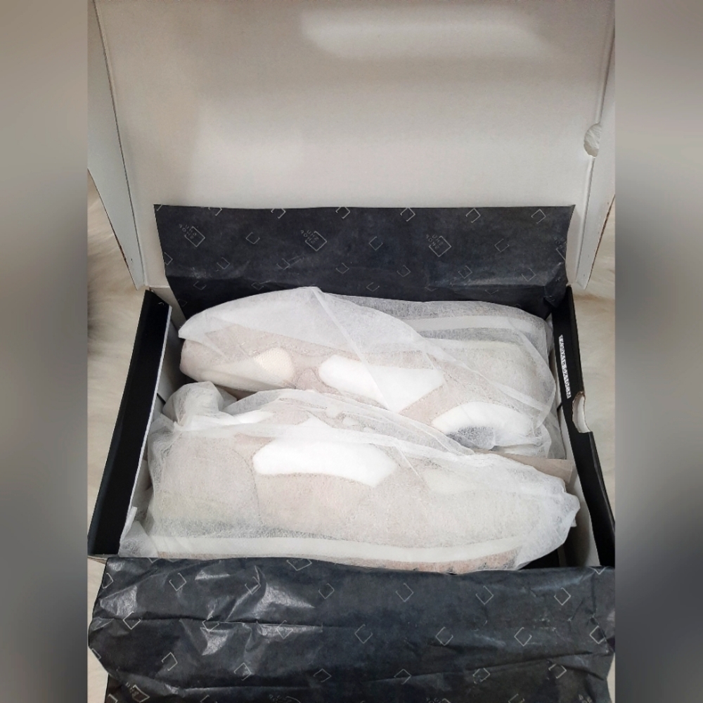 New In Box ShuShop Paneled Design White Lace Up Sneakers Tennis Shoes - Picture 15 of 16